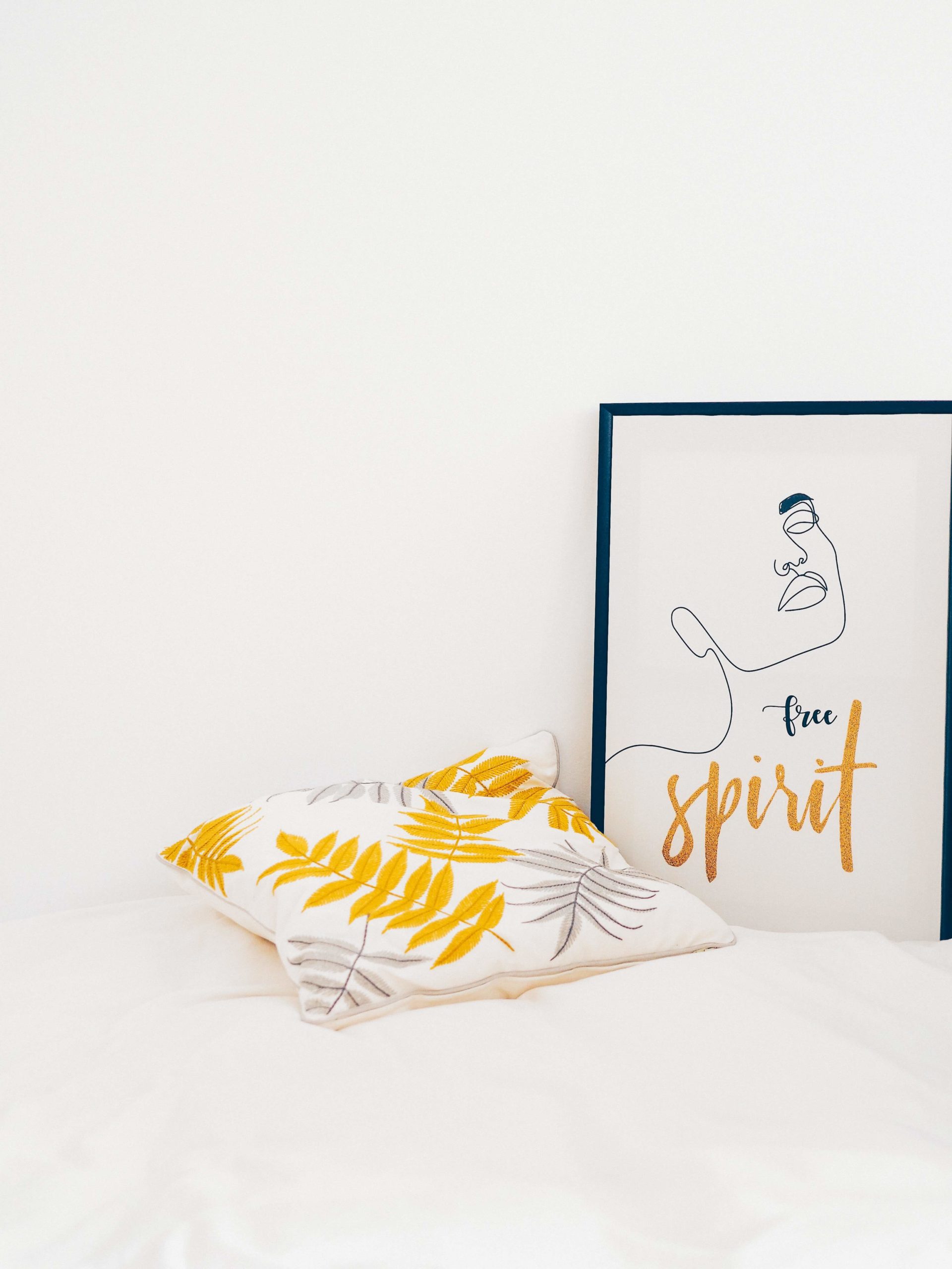 laura-chouette-n89cAfWgmto-unsplash (1)